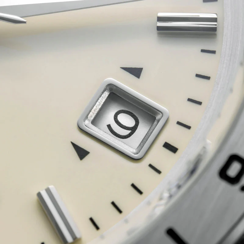 ADDIESDIVE 38mm GMT Quartz Watch AD2063 - Image 8