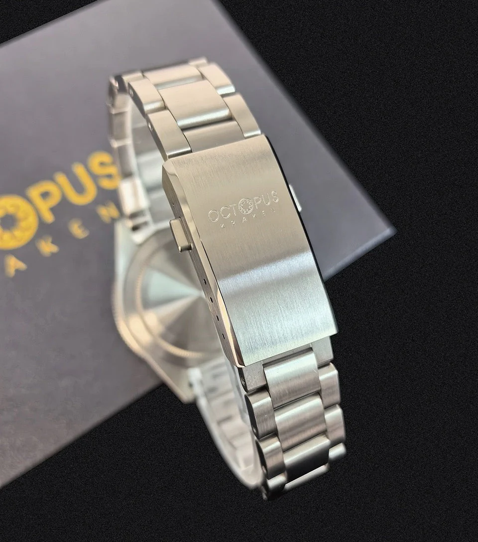Octopus Kraken 39mm Titanium PT5000 Automatic Watch - Image 9