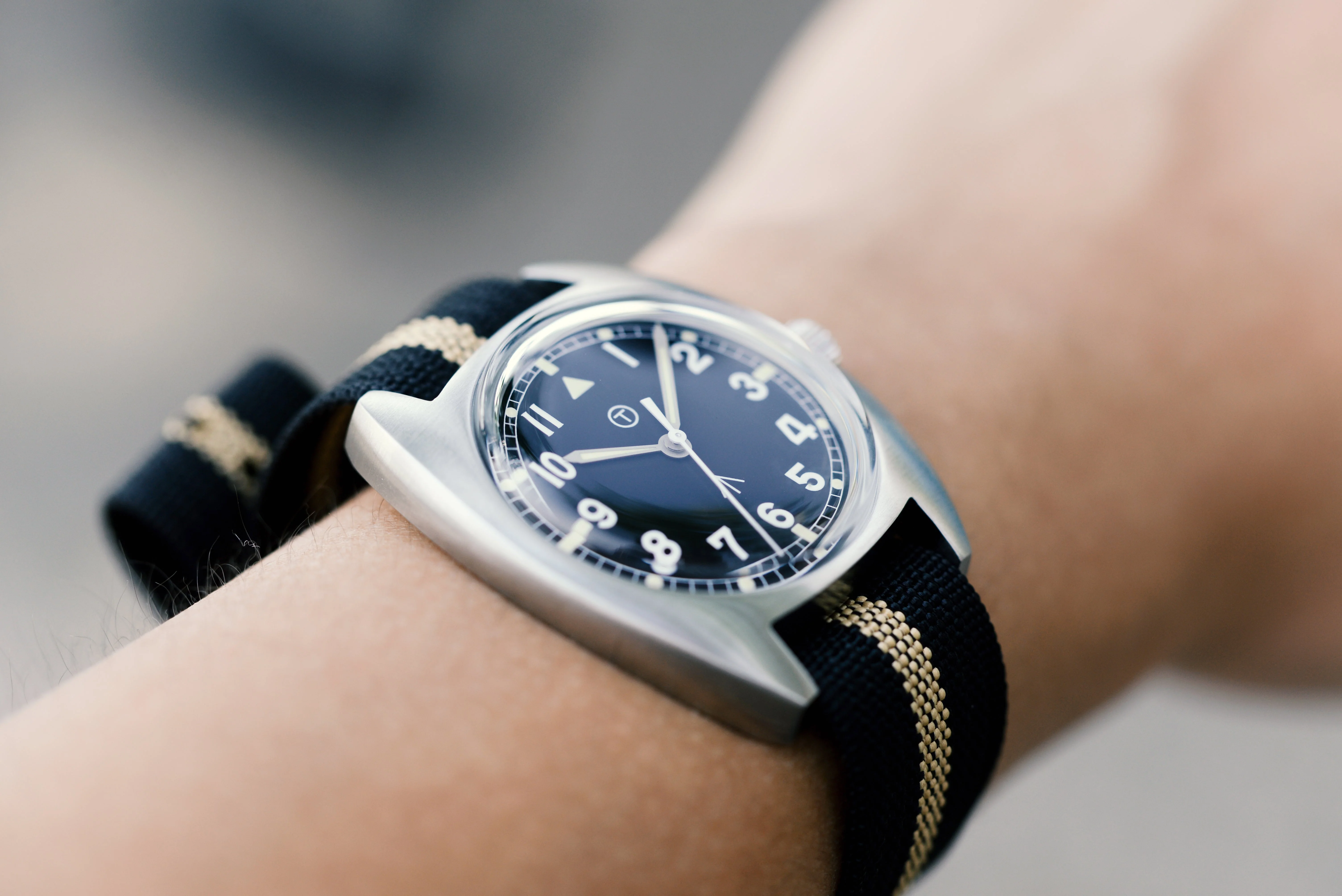 Rdunae RA02 W10 Retro Military Watch - Image 14