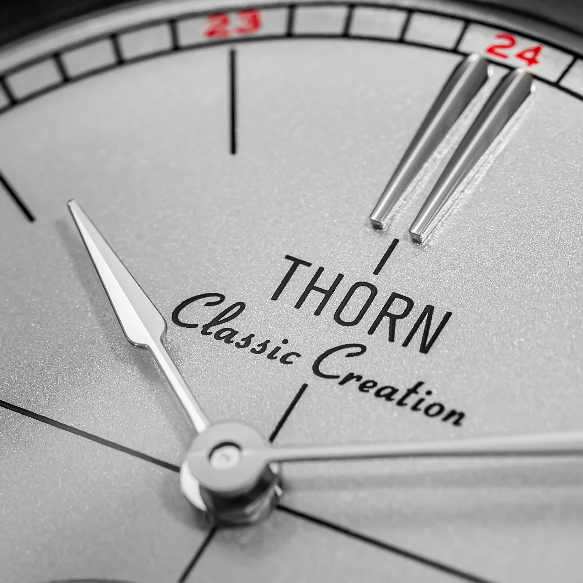Thorn 36mm Vintage VD78 Quartz Watch T017 - Image 14