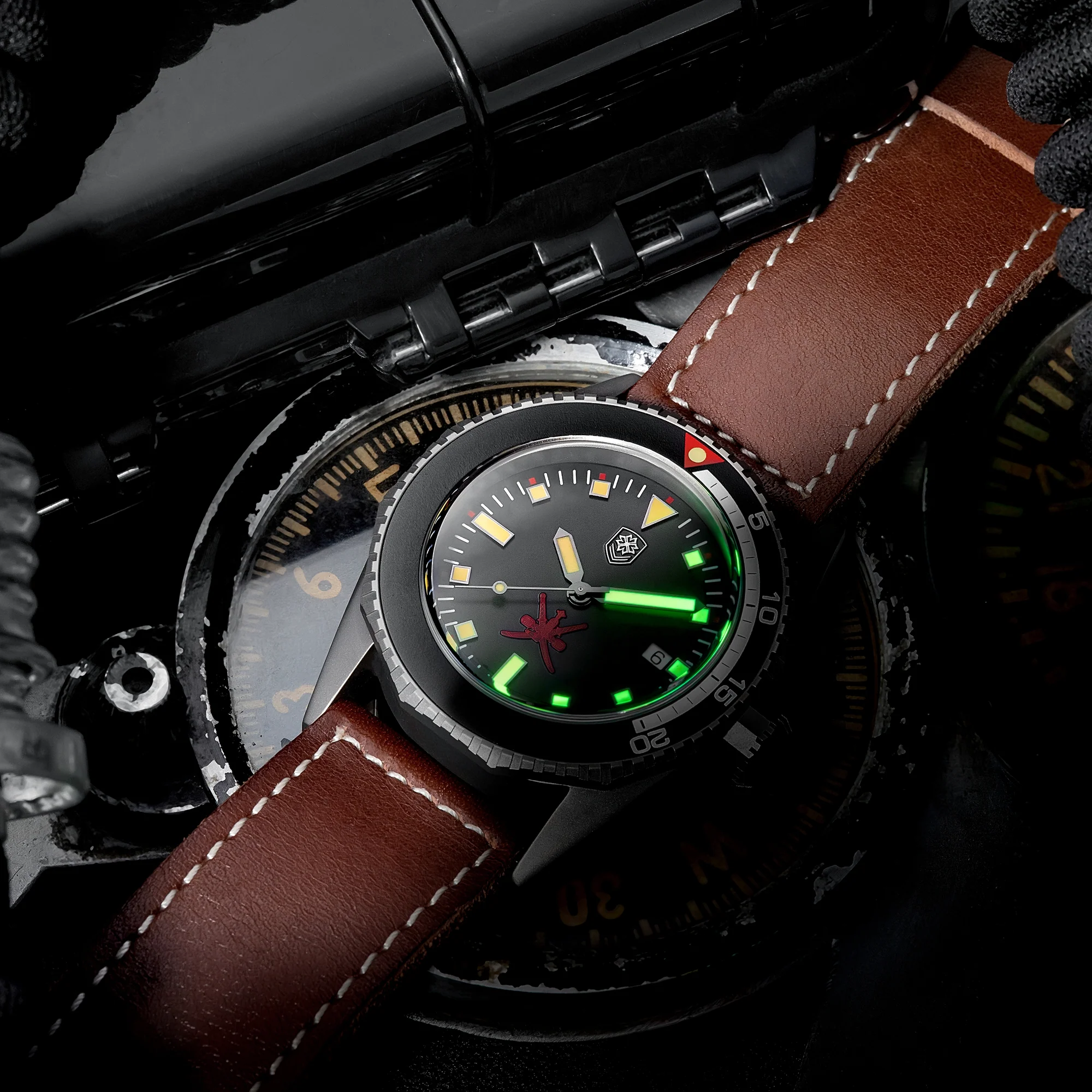 Thorn T019 Vintage Titanium Automatic Dive Watch - Image 31