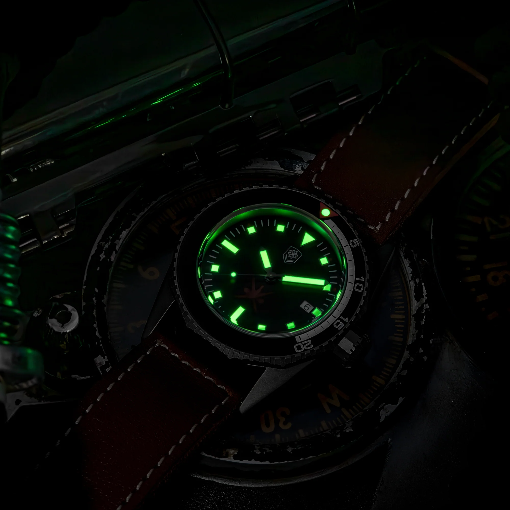 Thorn T019 Vintage Titanium Automatic Dive Watch - Image 32