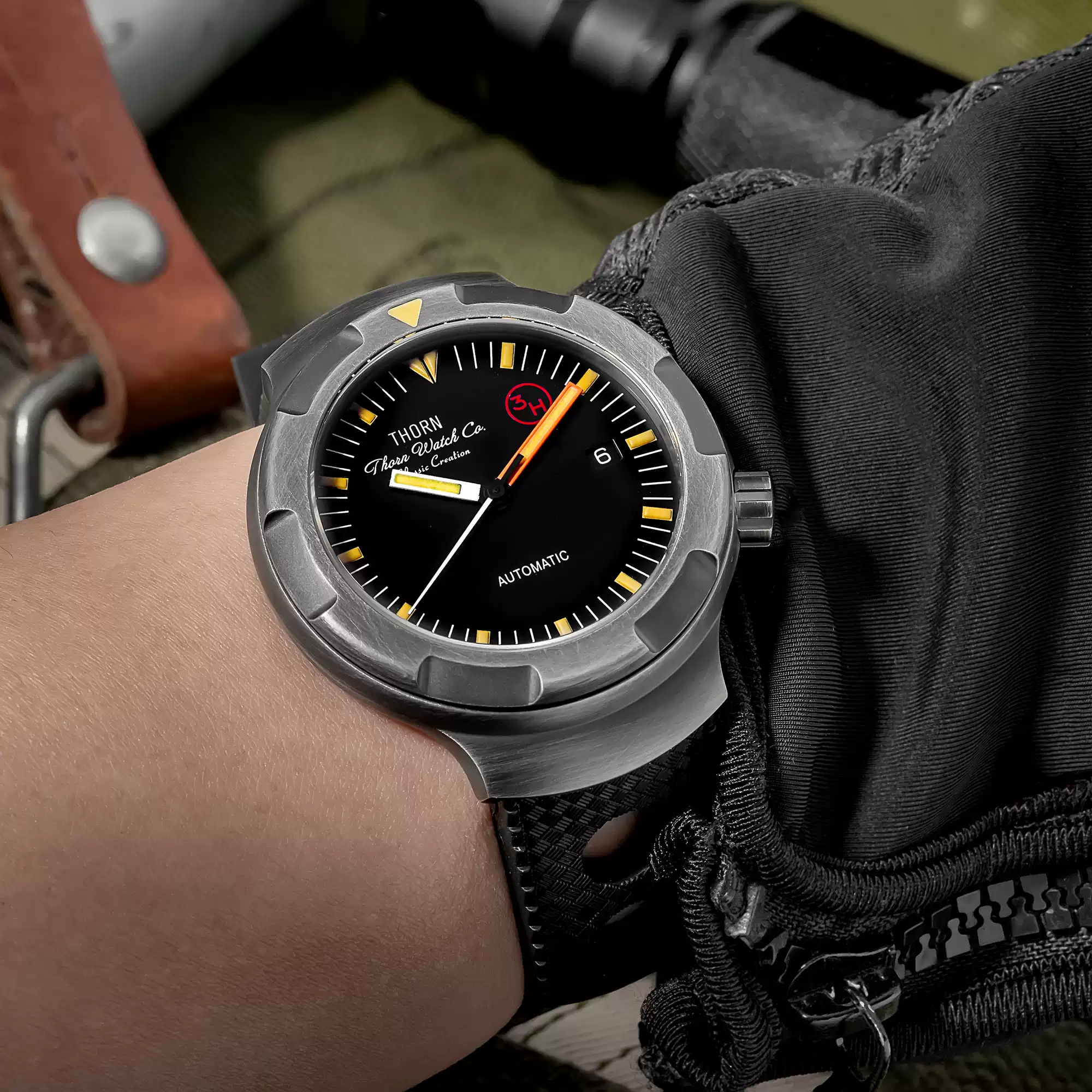 Thorn Titanium Vintage Mechanical Watch T018 - Image 3