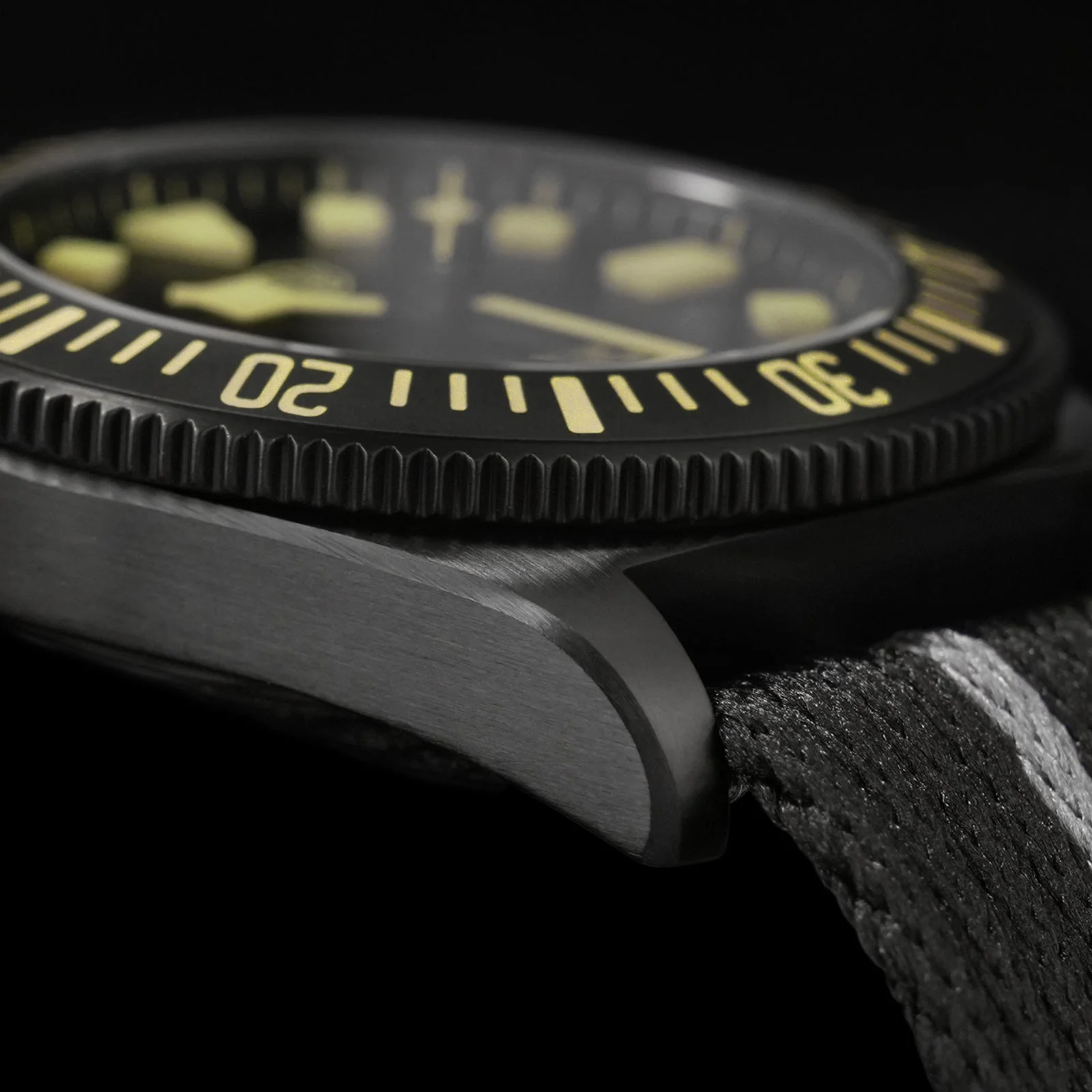 Watchdives 38mm EXD Titanium Diver Watch - Image 12
