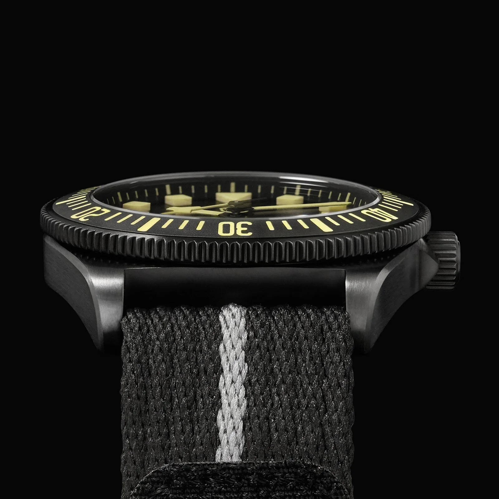 Watchdives 38mm EXD Titanium Diver Watch - Image 13