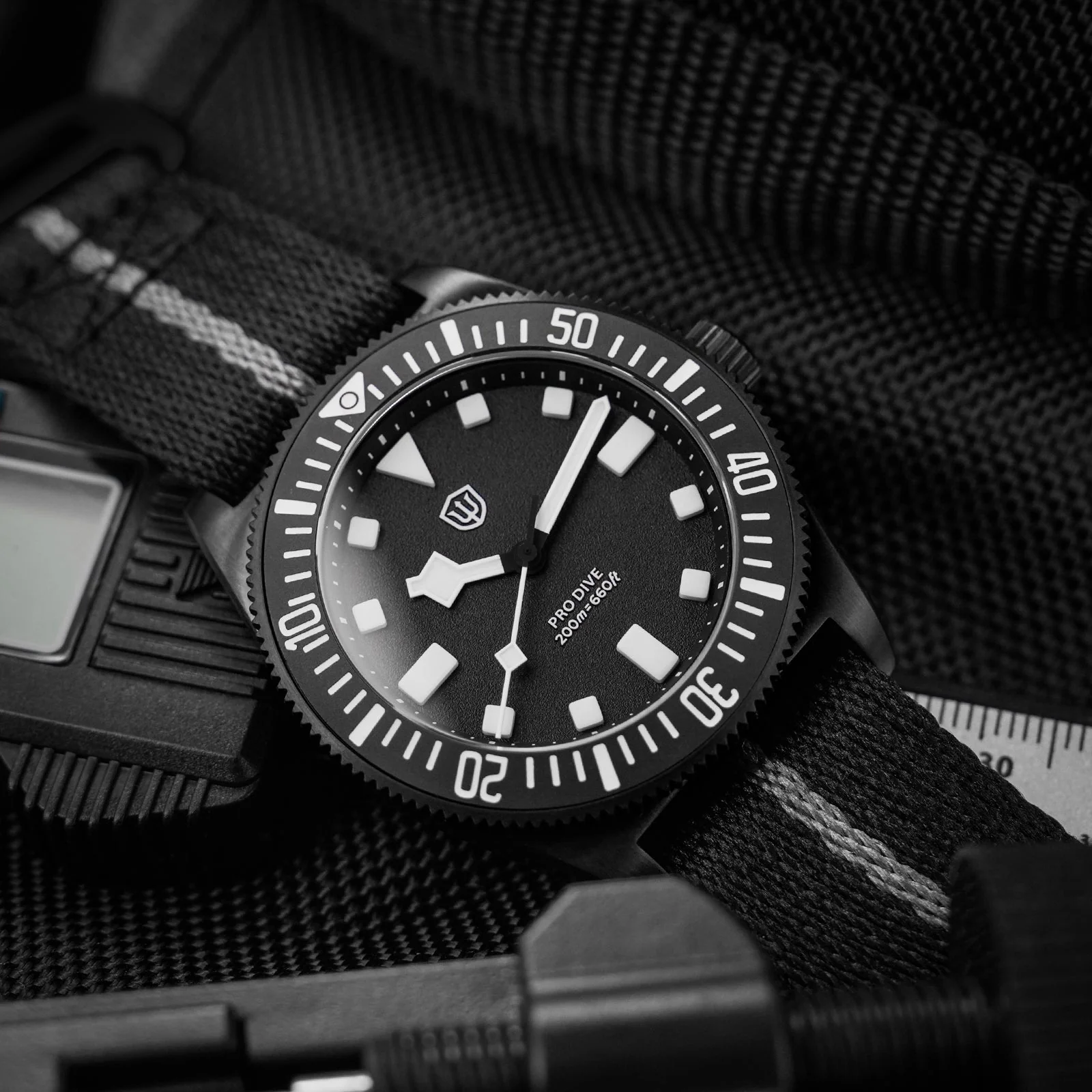 Watchdives 38mm EXD Titanium Diver Watch - Image 18