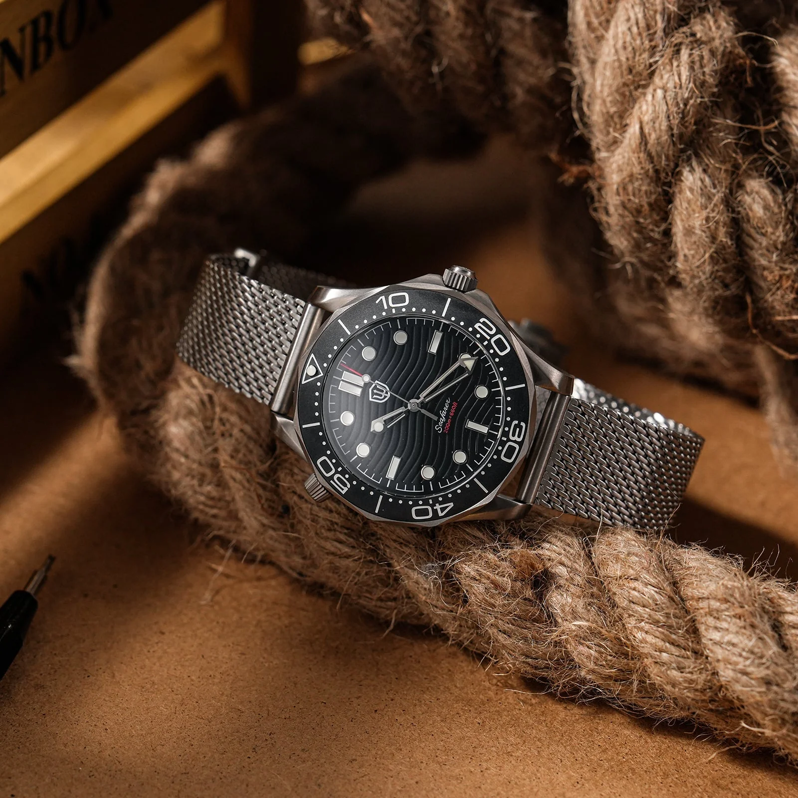 Seafarer WD007Q VH31 Titanium NTTD Dive Watch - Image 9