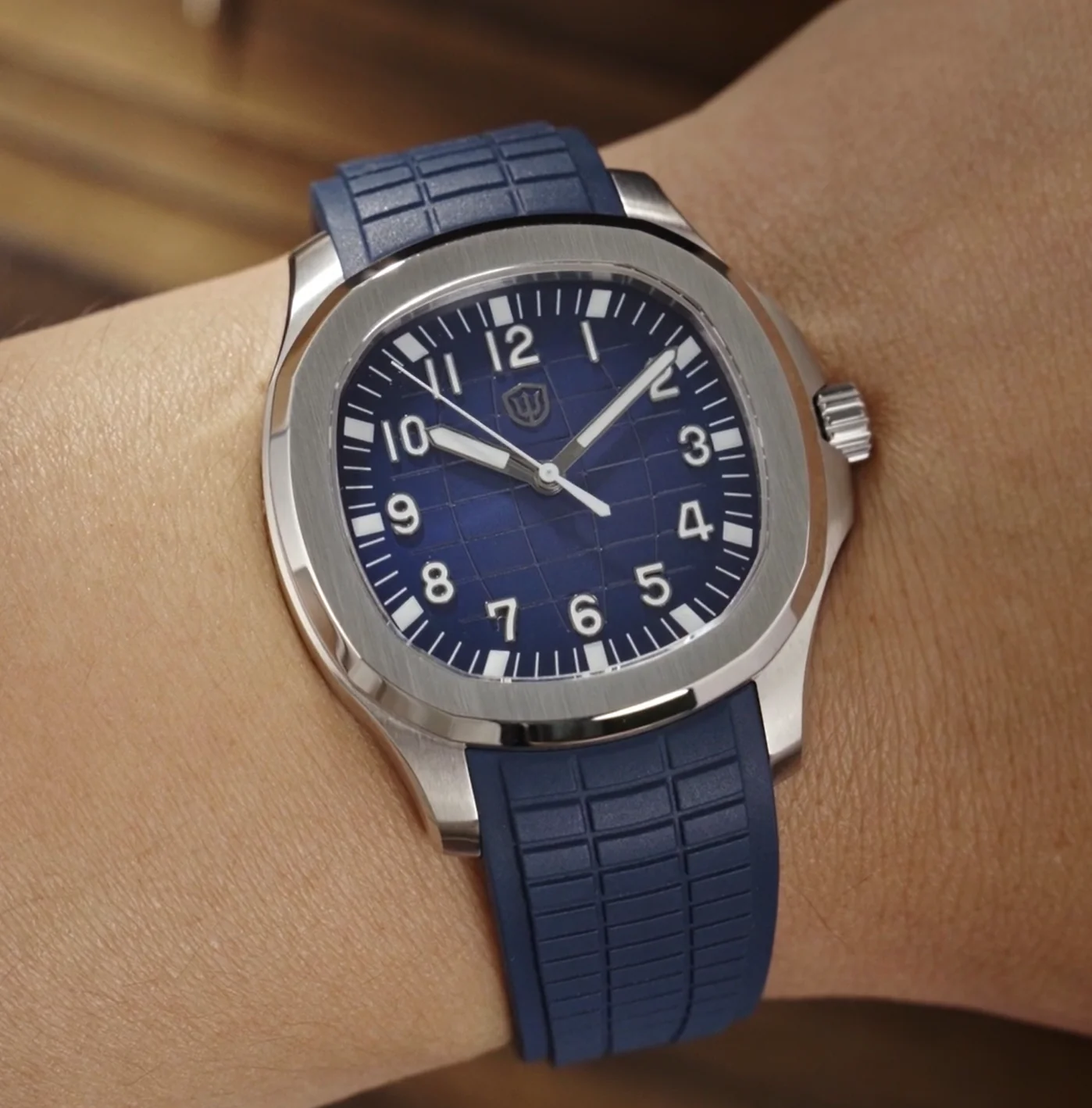 Watchdives WD008 38mm VH31 Slim Sport Watch - Image 3