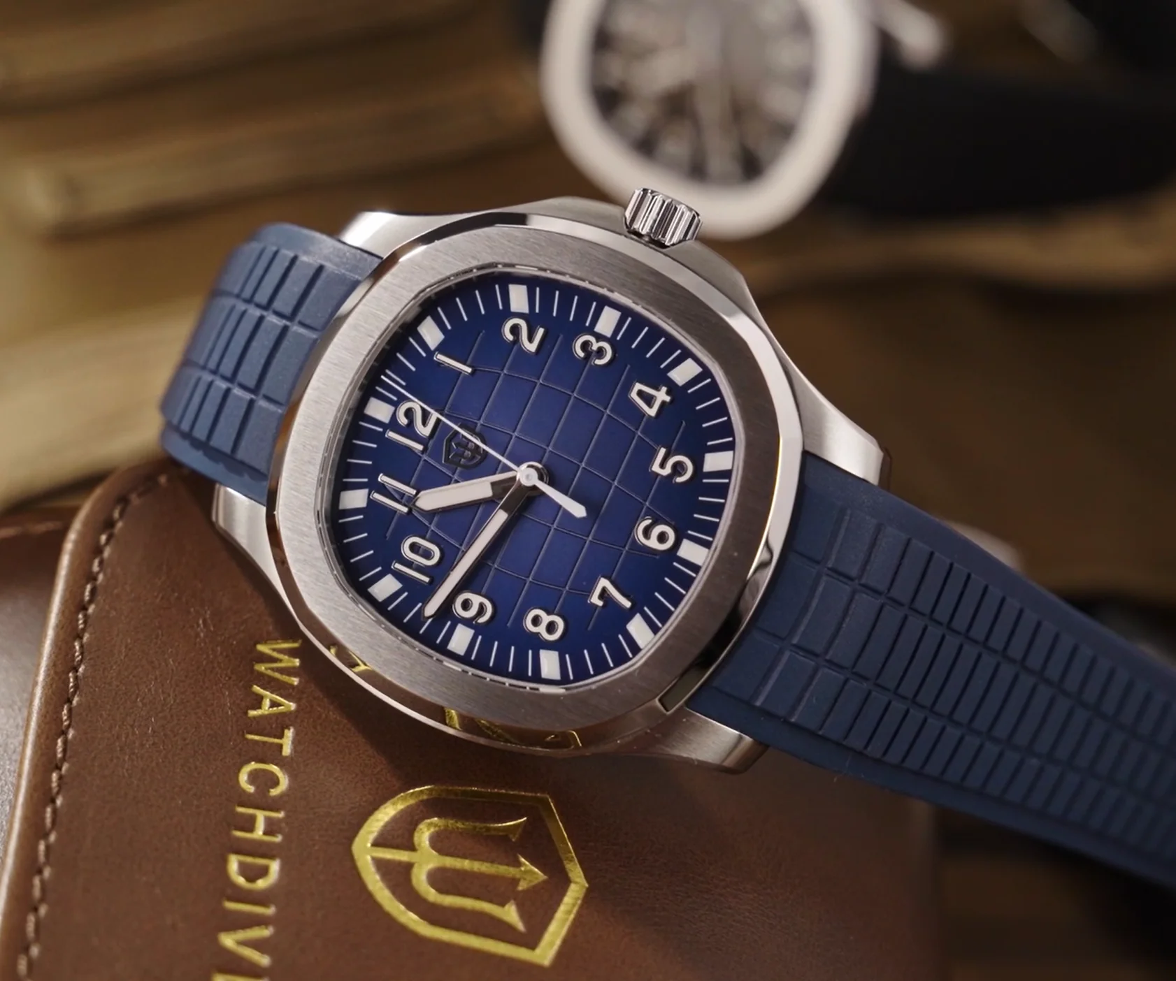 Watchdives WD008 38mm VH31 Slim Sport Watch - Image 5