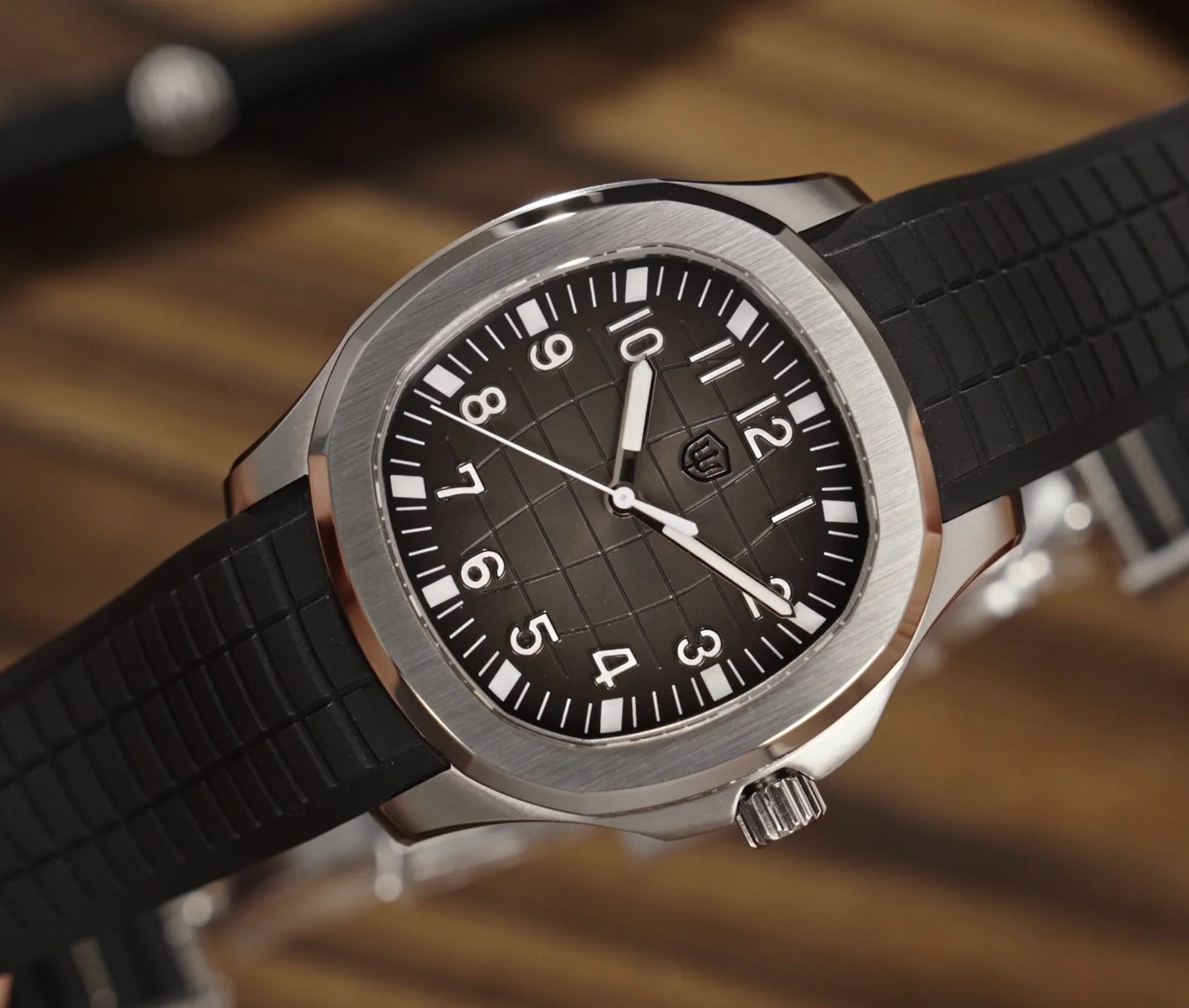 Watchdives WD008 38mm VH31 Slim Sport Watch - Image 7