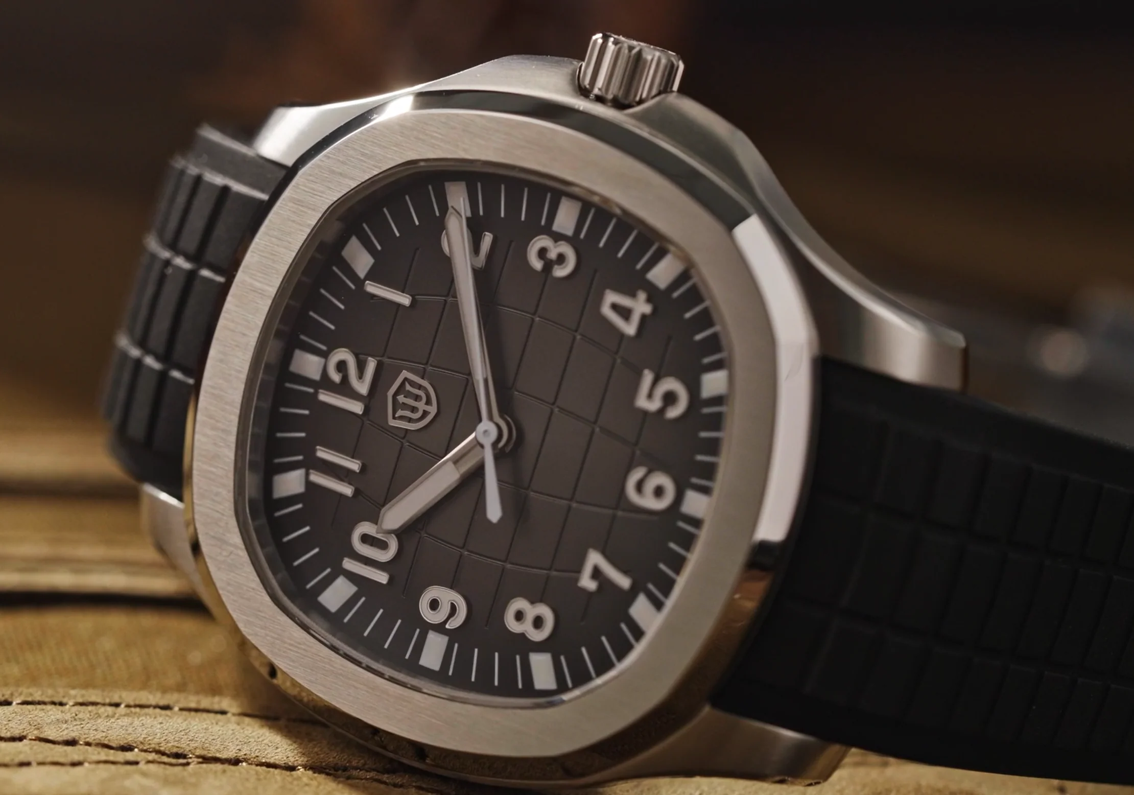 Watchdives WD008 38mm VH31 Slim Sport Watch - Image 8