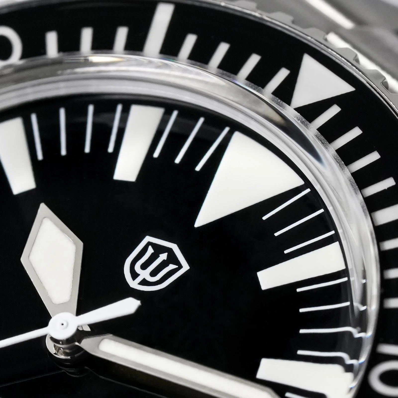Seafarer WD1967Q 39mm VH31 Diver Watch - Image 15