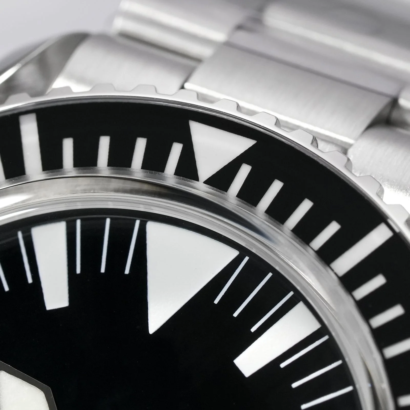 Seafarer WD1967Q 39mm VH31 Diver Watch - Image 19